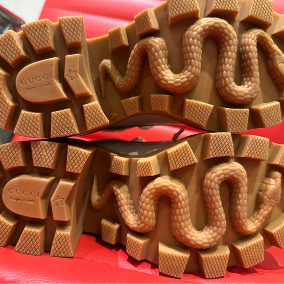 Gucci Women's Lace-Up White and Tan Boots - Picture 6 of 6